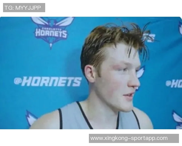 克尼佩尔表现出色4号秀三分球5投全中助球队赢得胜利